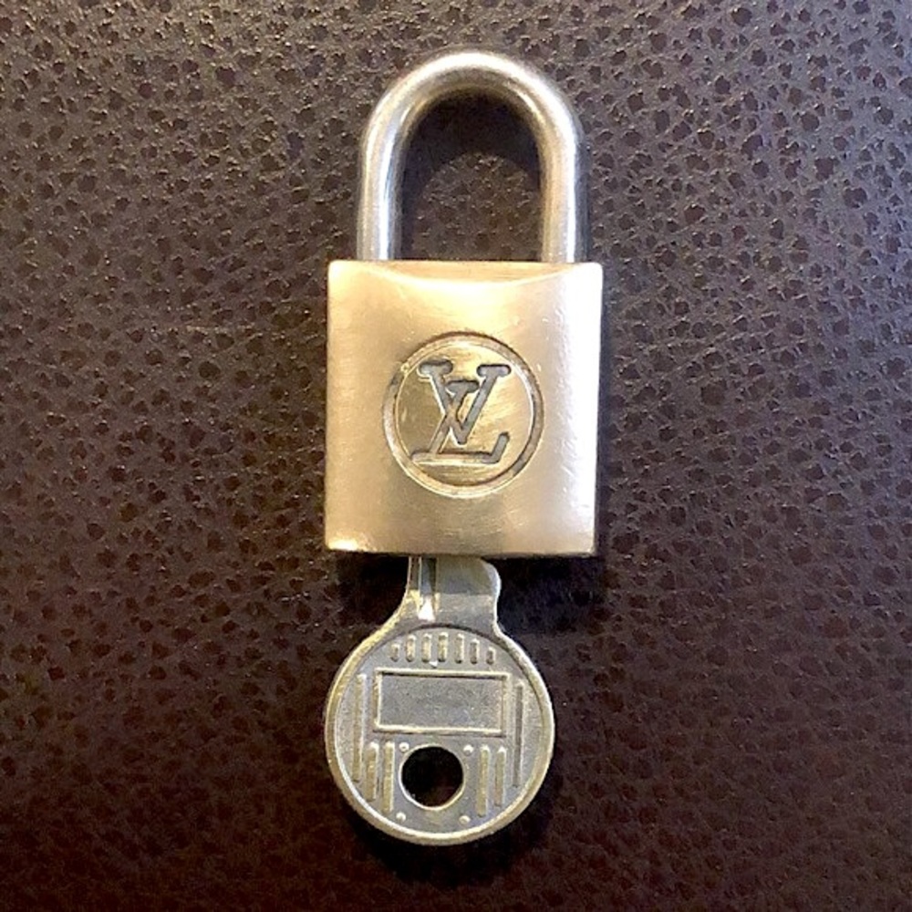 Vintage LV Louis Vuitton Padlock Lock & Key 233